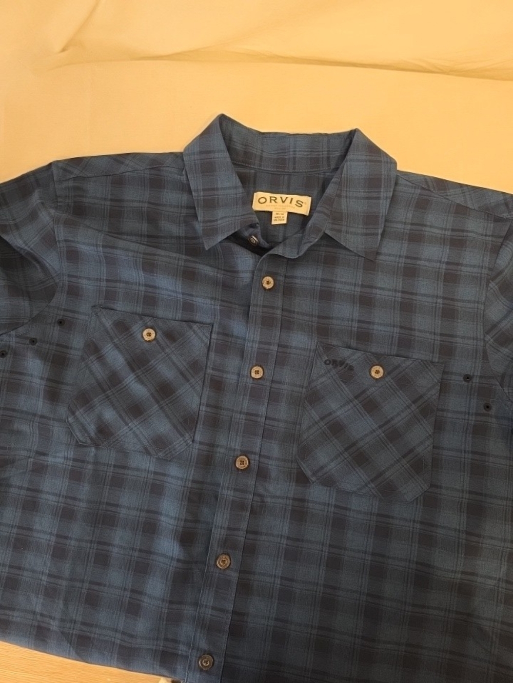 Orvis Shirt Mens Medium Classic Collection Blue Plaid Button Up Polyester S/S